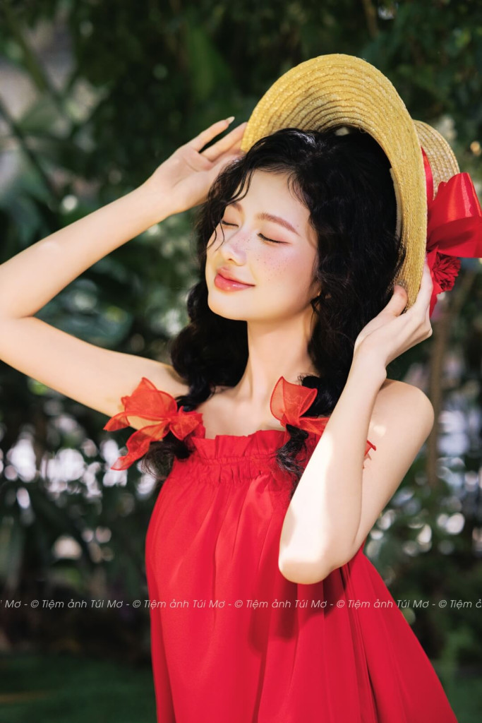 CHERRY 8