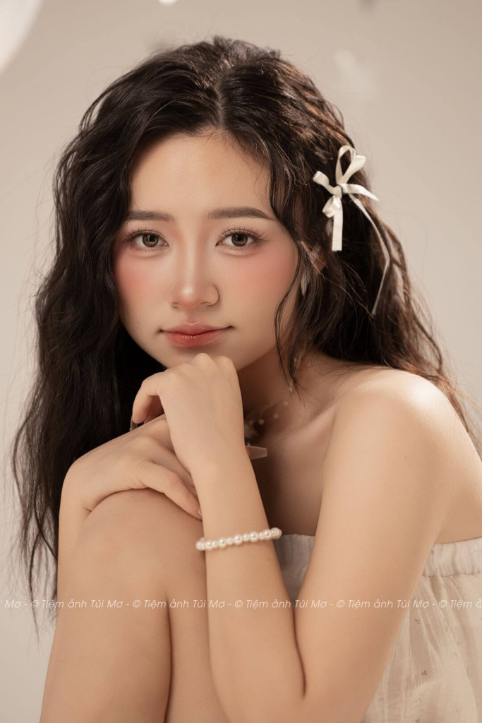WHITE BIRTHDAY 14