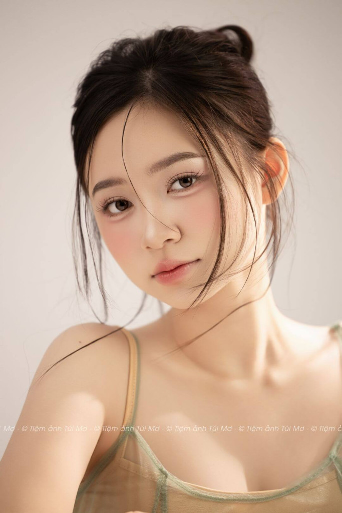BẠCH NGUYỆT QUANG 8
