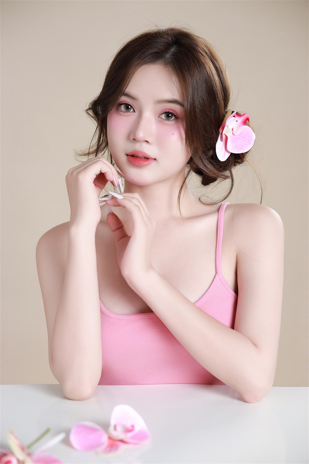 ROSY BEAUTY 4